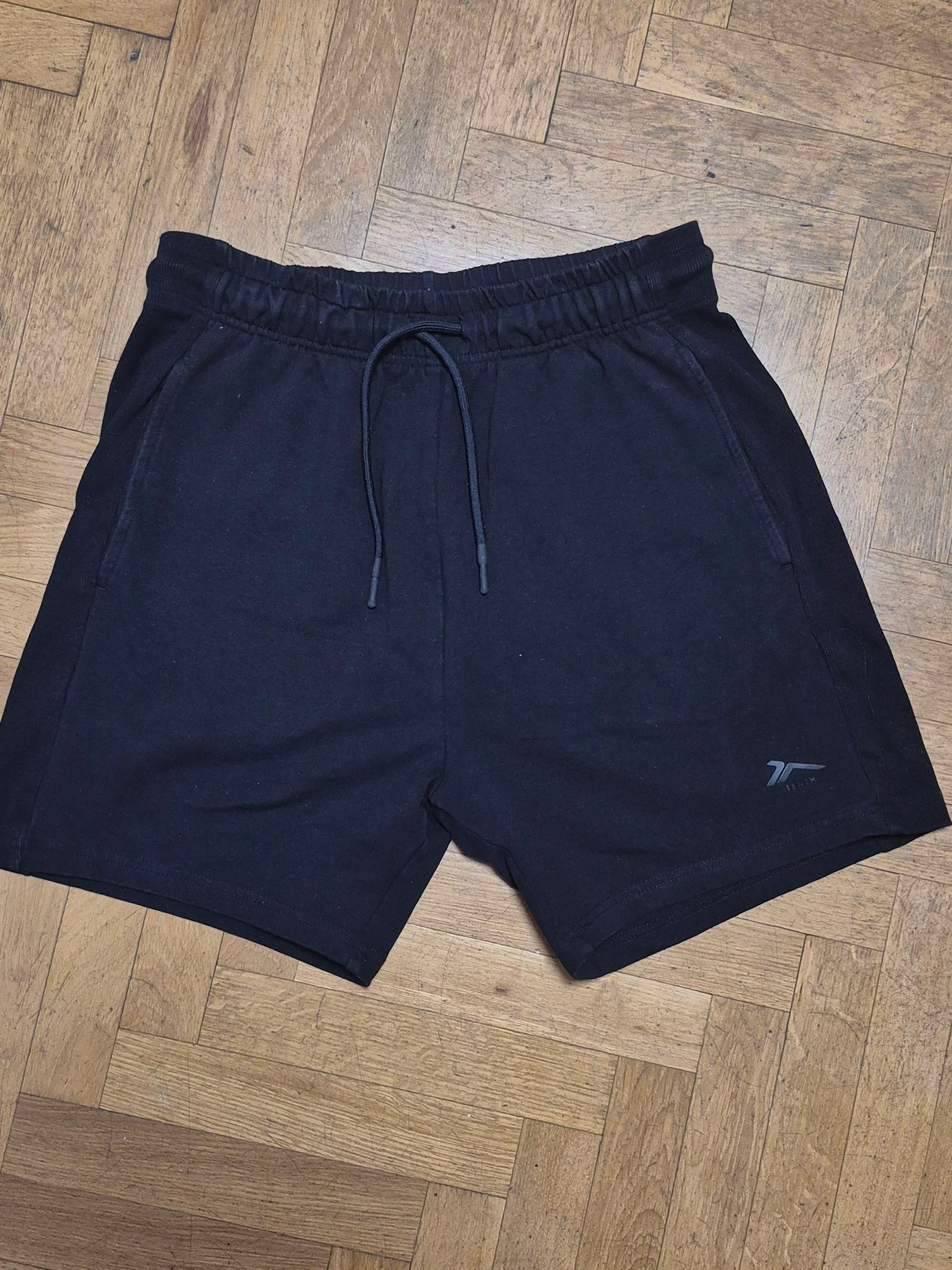 Pantalón negro con bolsillos Talla M